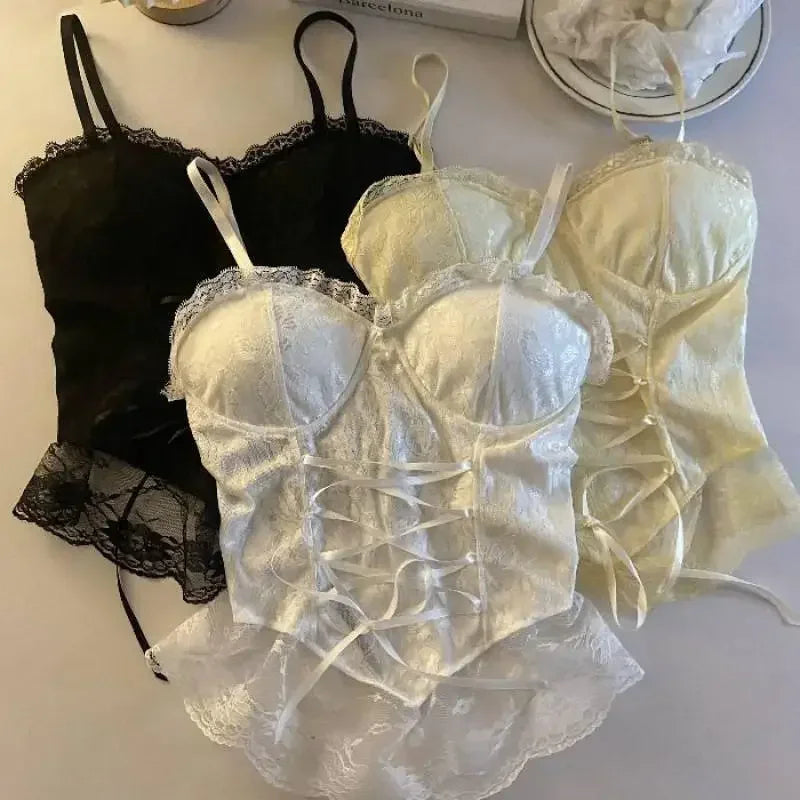 Top corset corto de encaje